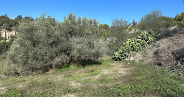 Residential land in Psathi village