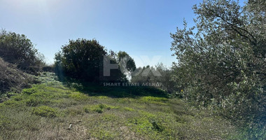 Residential land in Psathi village