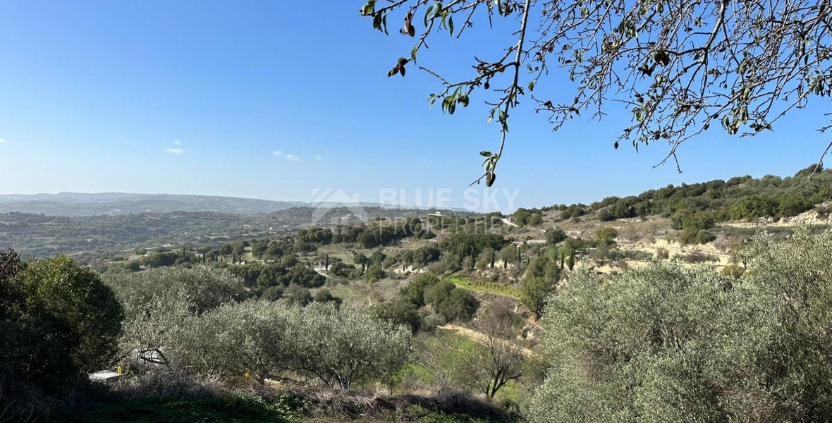 Residential land in Psathi village