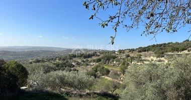 Residential land in Psathi village