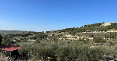 Residential land in Psathi village