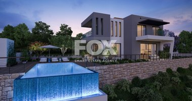 Luxury 4 bedroom villa with panoramic views