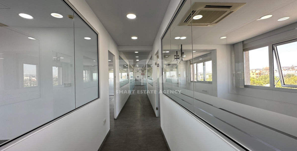 For Rent Luxury offices 350sqm with private roof garden in business Avenue