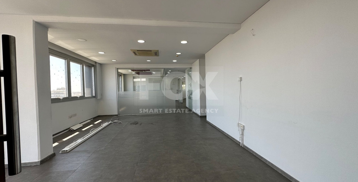 For Rent Luxury offices 350sqm with private roof garden in business Avenue