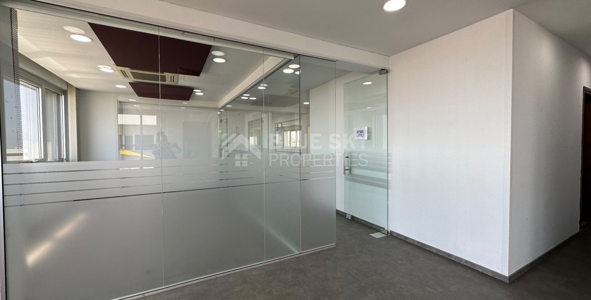 Luxury offices 350sqm business Avenue