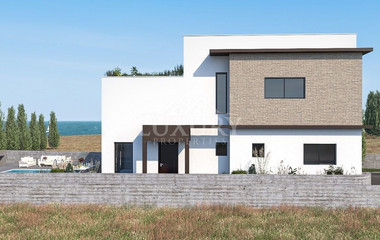 Seafront 4- bedroom villa ,just 100m from the beach, in Pomos Village