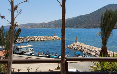 Seafront four bedroom luxury villa ,just 100m from the beach, in Pomos Village