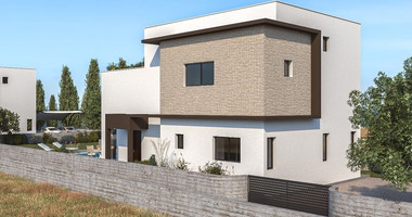 Seafront 4- bedroom villa ,just 100m from the beach, in Pomos Village