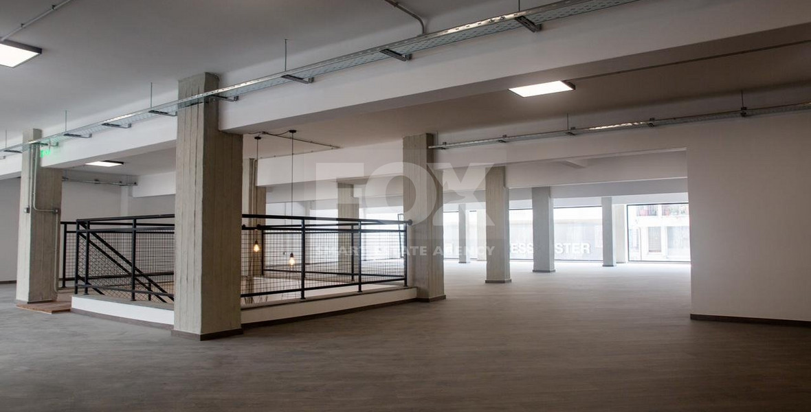 COMMERICAL SPACE 800SQM IN THE HISTORICAL TOWN