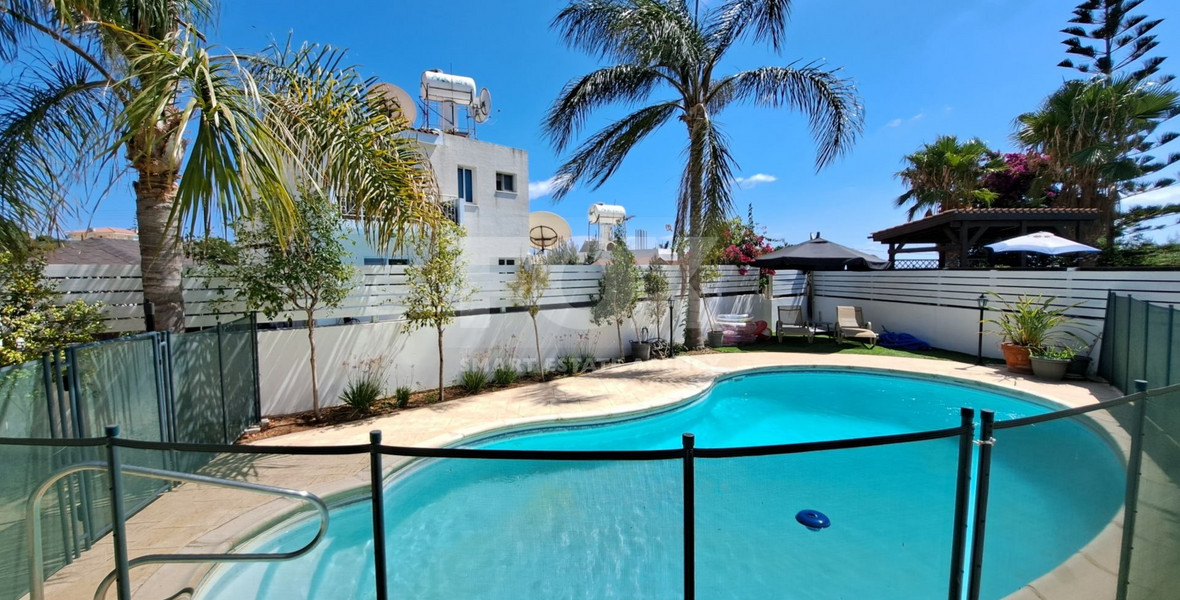 For Sale Five Bedroom House In Konia, Paphos