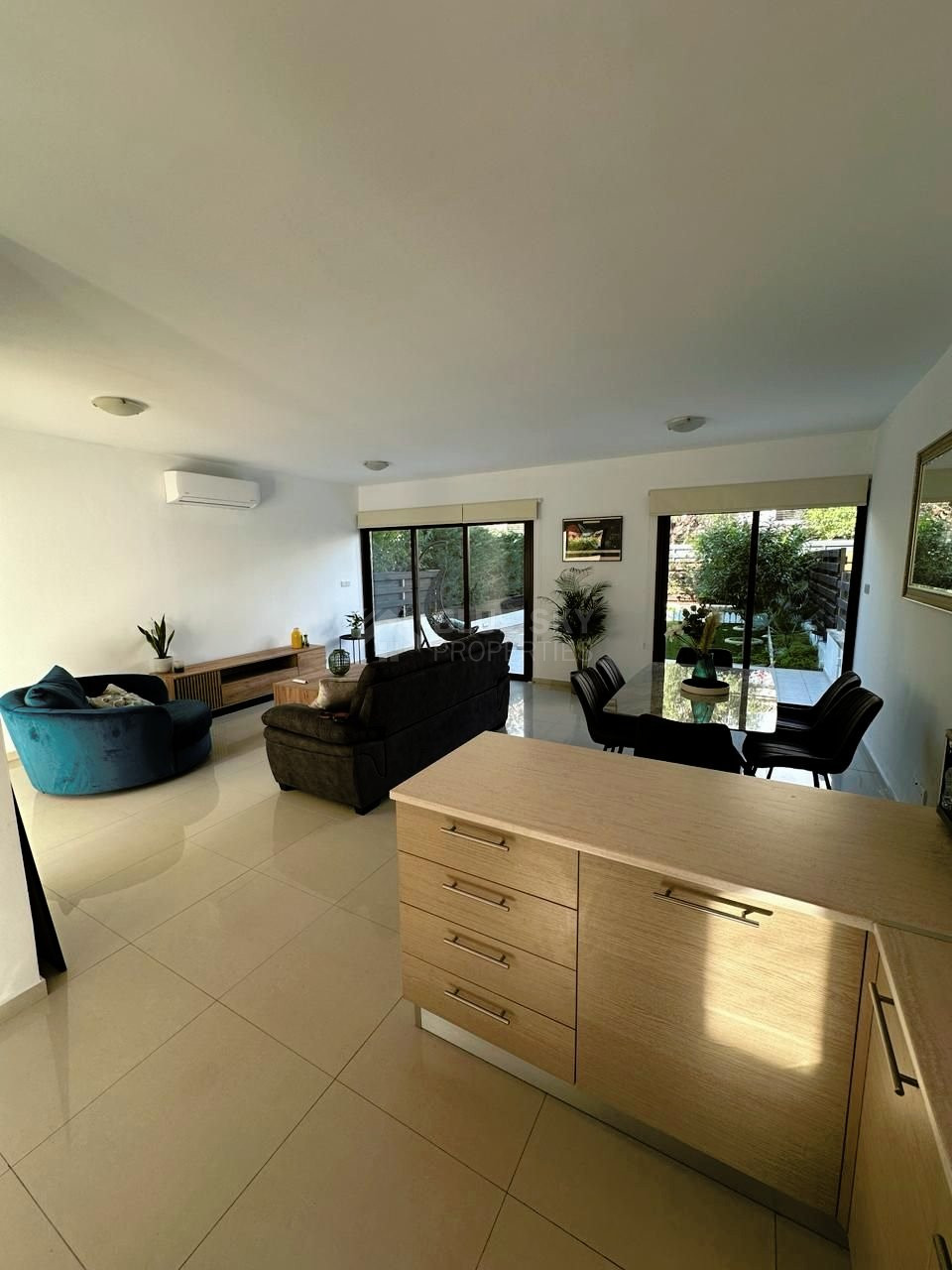 Three Bedroom House For Rent In Aqua Park.
