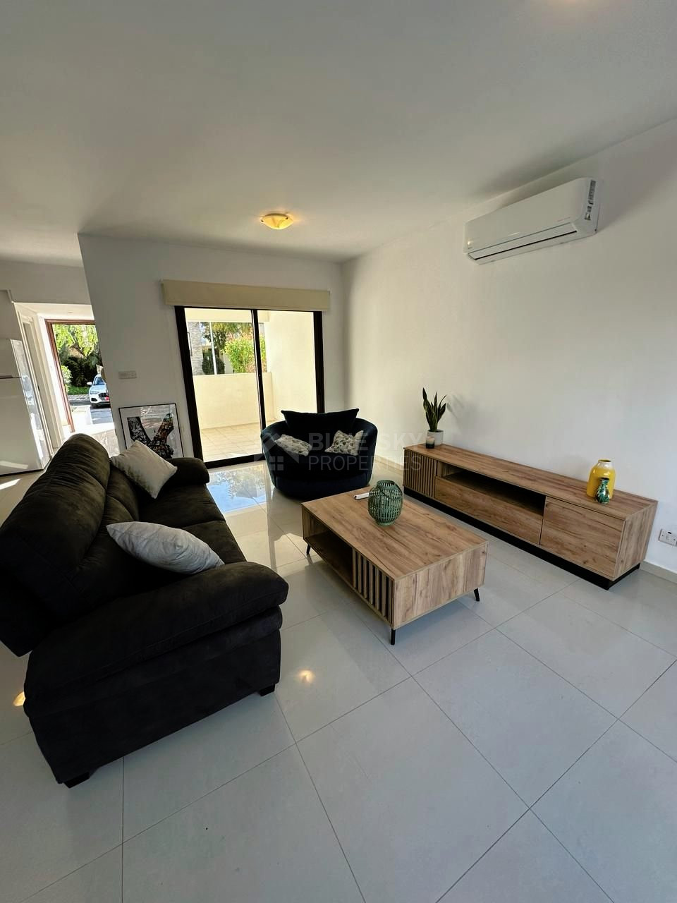 Three Bedroom House For Rent In Aqua Park.