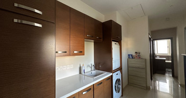 FURNISHED 6 Bedroom villa with large garden