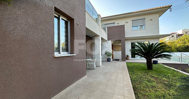 FURNISHED 6 Bedroom villa with large garden