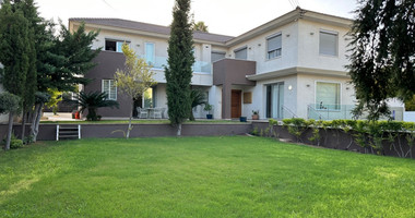 FURNISHED 6 Bedroom villa with large garden