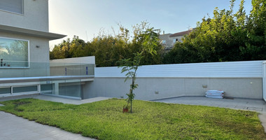 FURNISHED 6 Bedroom villa with large garden