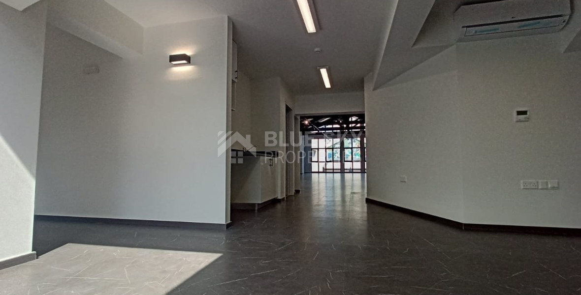 Commercial office Building in Historical Town 1002sqm.