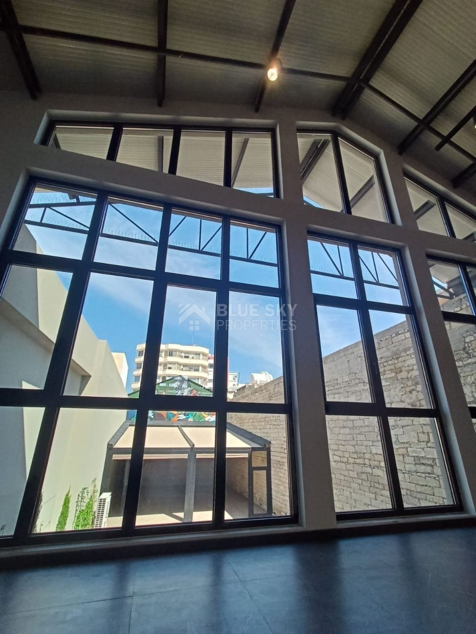 Commercial office Building in Historical Town 1002sqm.