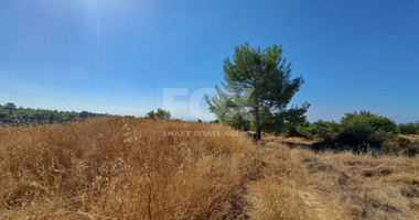 Land with building license available in Souni Lemesos