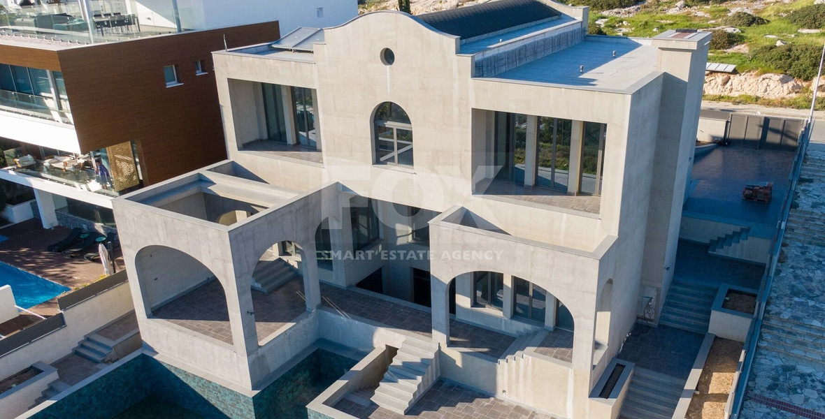 LUXURIOUS FIVE BEDROOMS SEA VIEW VILLA IN AMATHUS AREA, IN LIMASSOL