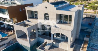 LUXURIOUS FIVE BEDROOMS SEA VIEW VILLA IN AMATHUS AREA, IN LIMASSOL