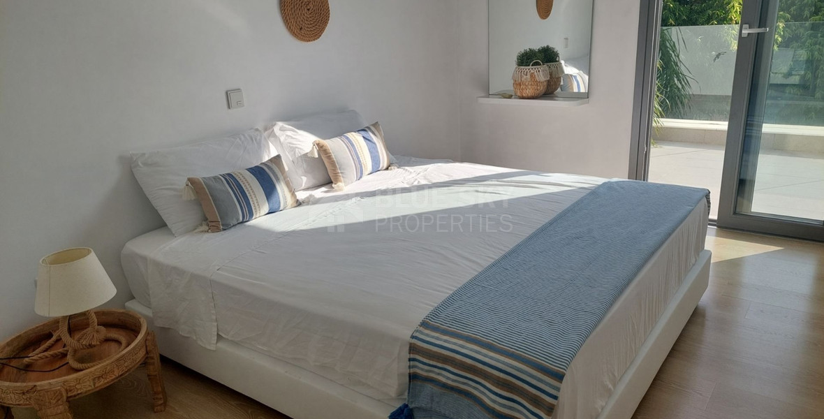 Five bedroom furnished Villa by the sea, Governor's Beach, Limassol for rent