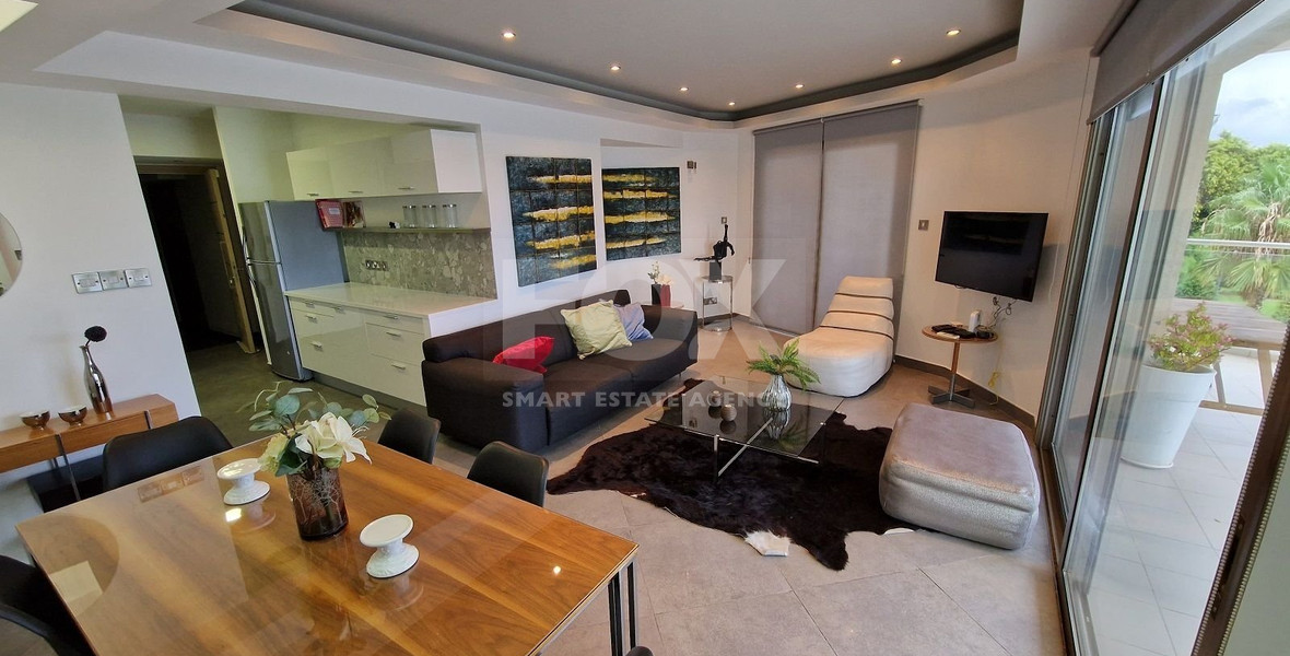 *LUXURIOUS FIRST LINE APARTMENT WITH EXCELLENT SEA VIEW