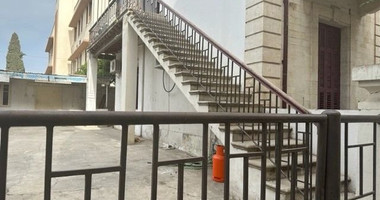 DETACHED BUILDING MIXED USE IN HISTORICAL TOWN LIMASSOL