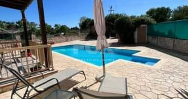 Three-bedroom house in Kato Arodes village in Paphos