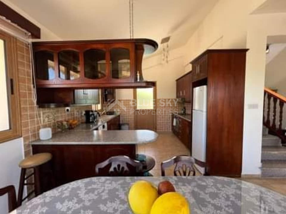 Three-bedroom house in Kato Arodes village in Paphos