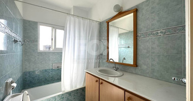 3 bedroom apartment at central location of Paphos