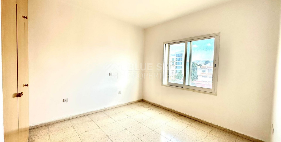 3 bedroom apartment at central location of Paphos