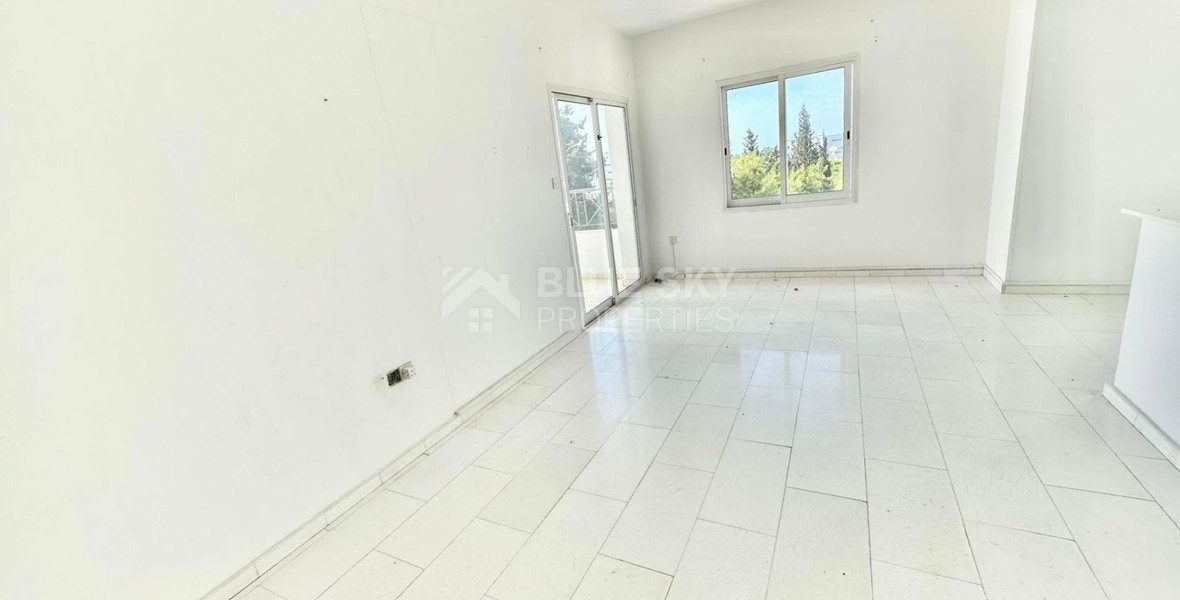 3 bedroom apartment at central location of Paphos