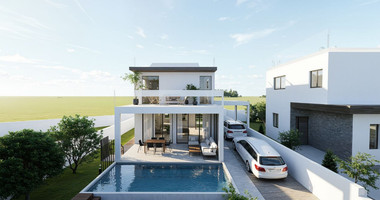Three Bedroom Detached House with Swimming Pool in Moni for sale