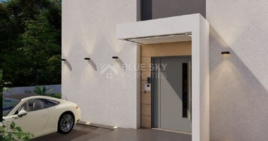 Brand new-Modern Design Three Bedroom Detached House
