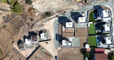 Three Bedroom Detached House in Moni for sale