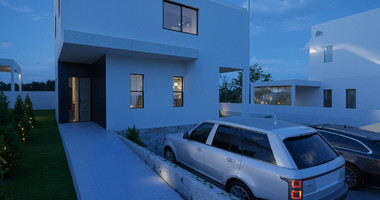 Three Bedroom Detached House in Moni for sale