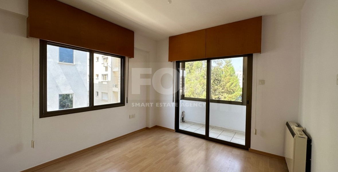LUXURY APARTMENT OR OFFICE FOR SALE ON SPYROU KYPRIANOU AVENUE