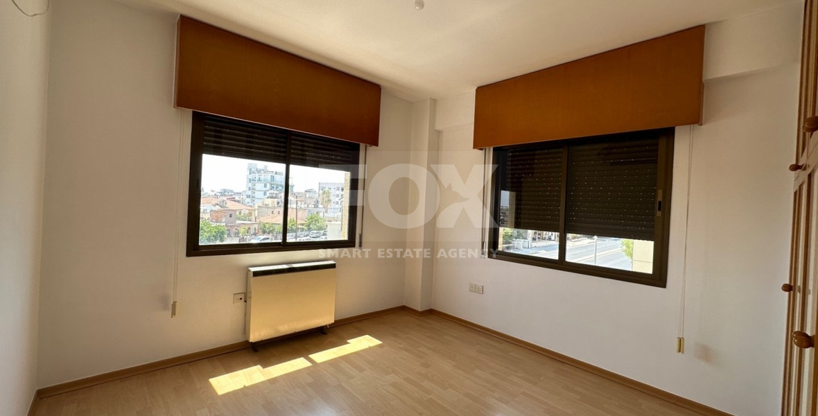 LUXURY APARTMENT OR OFFICE FOR SALE ON SPYROU KYPRIANOU AVENUE