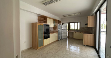 LUXURY APARTMENT OR OFFICE FOR SALE ON SPYROU KYPRIANOU AVENUE