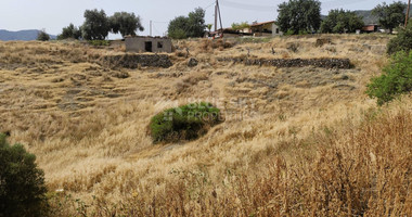 Nice residential land in Pareklisia area