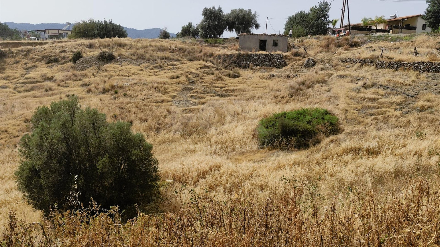 Nice residential land in Pareklisia area