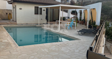 FOUR BEDROOM VILLA PRIVATE SWIMMING POOL