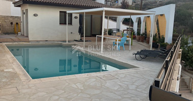 FOUR BEDROOM VILLA PRIVATE SWIMMING POOL