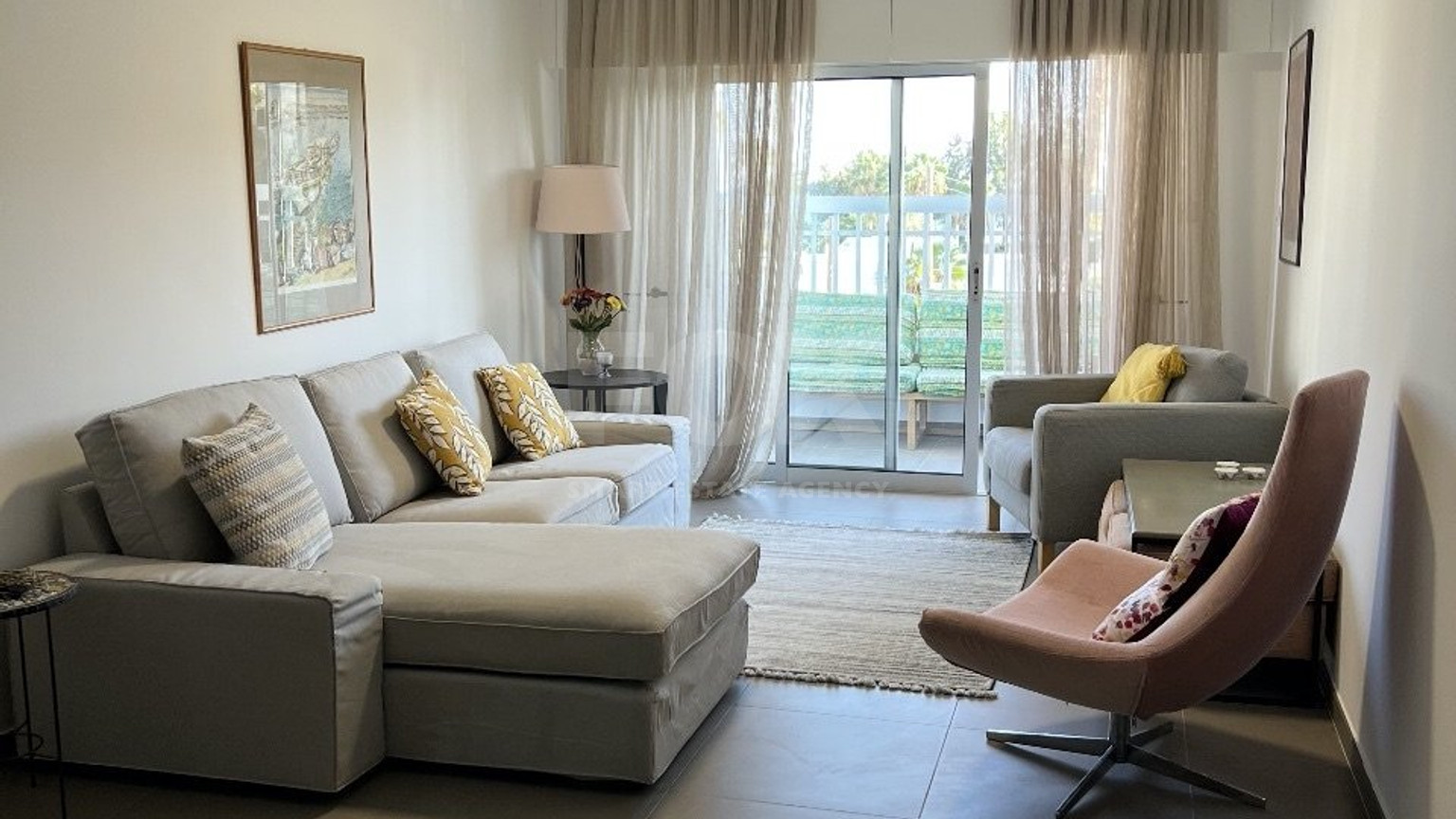 BEAUTIFUL 3BED APARTMENT IN AGIOS ATHANASIOS TOURIST AREA FOR RENT