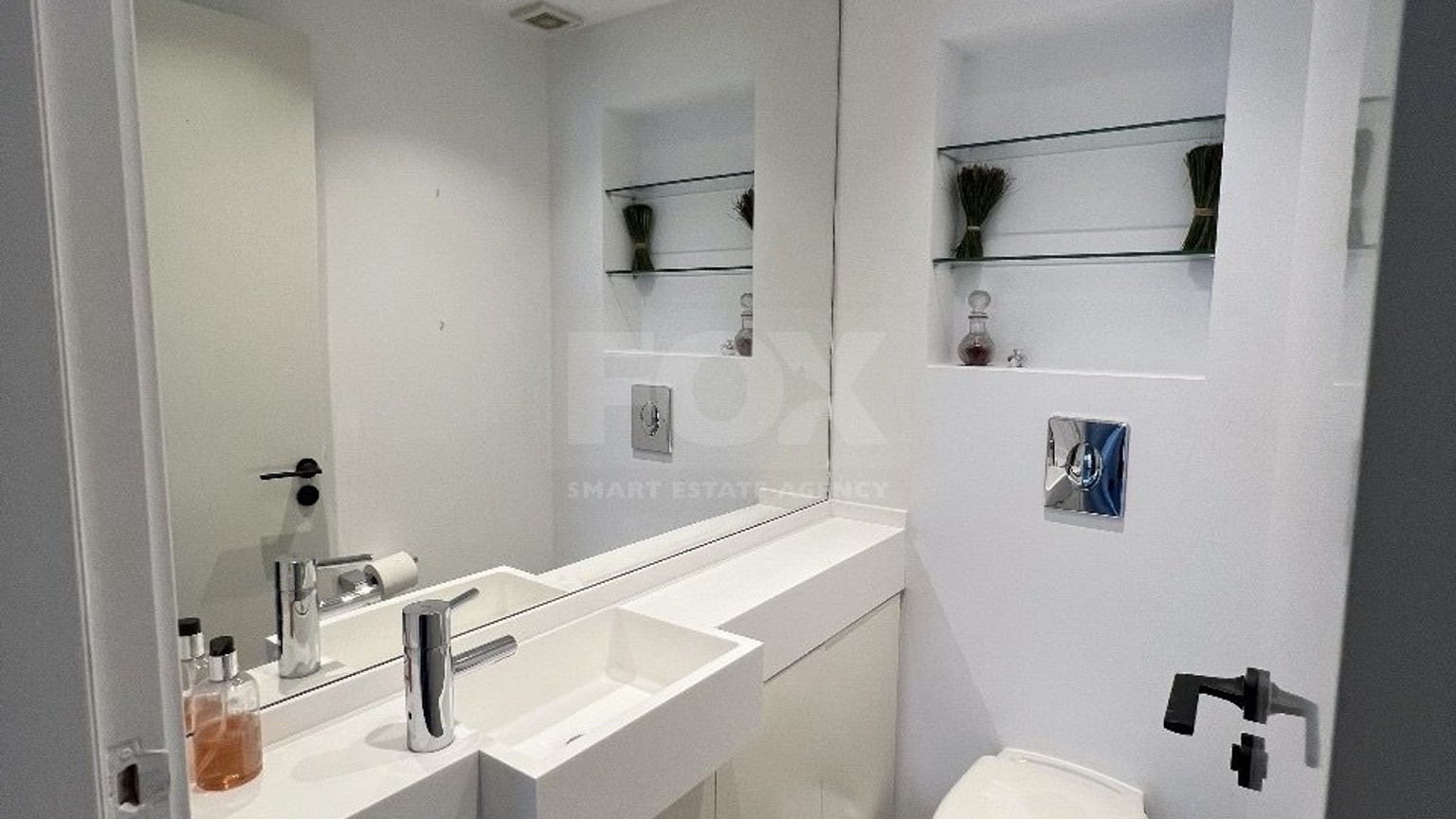 BEAUTIFUL 3BED APARTMENT IN AGIOS ATHANASIOS TOURIST AREA FOR RENT