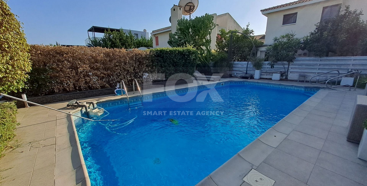 Four bedroom Villa by the sea with Private Pool in Pyrgos, Lemesos