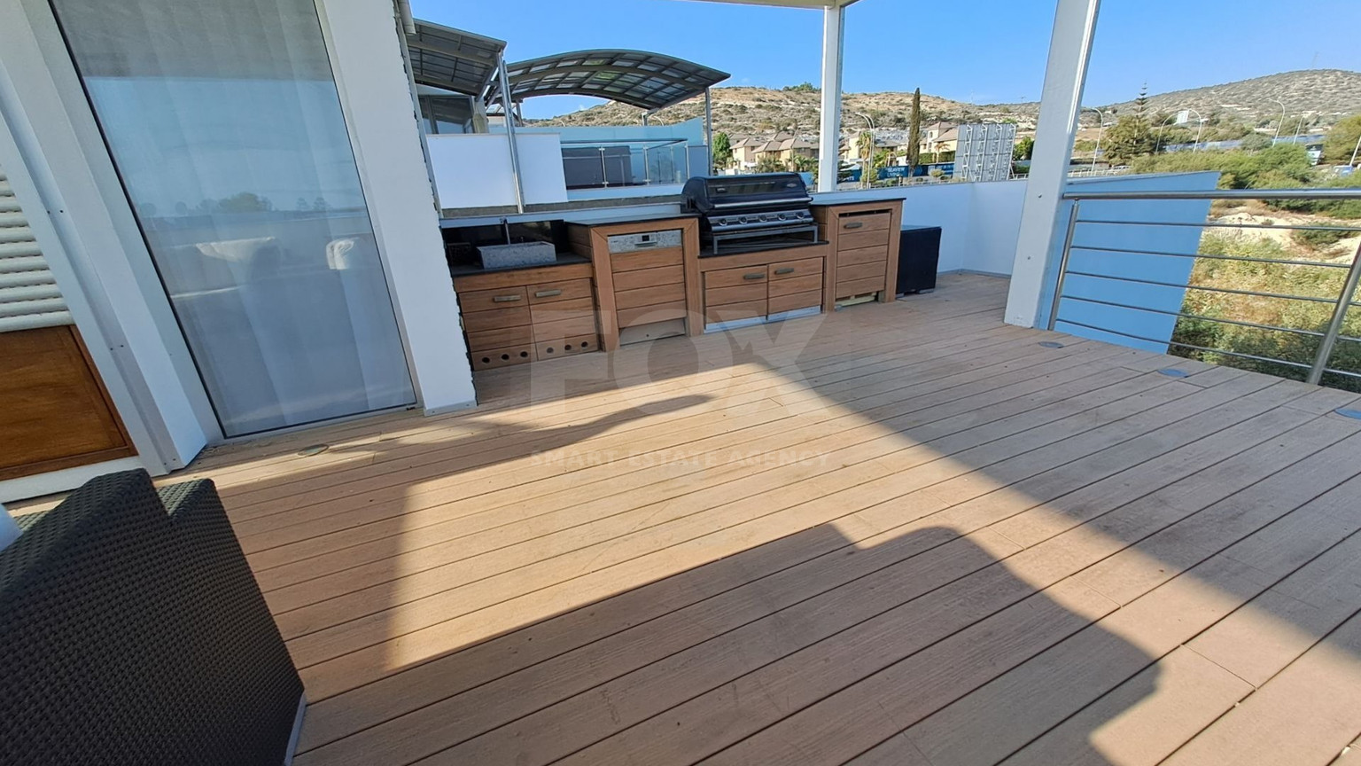 Four bedroom Villa by the sea with Private Pool in Pyrgos, Lemesos