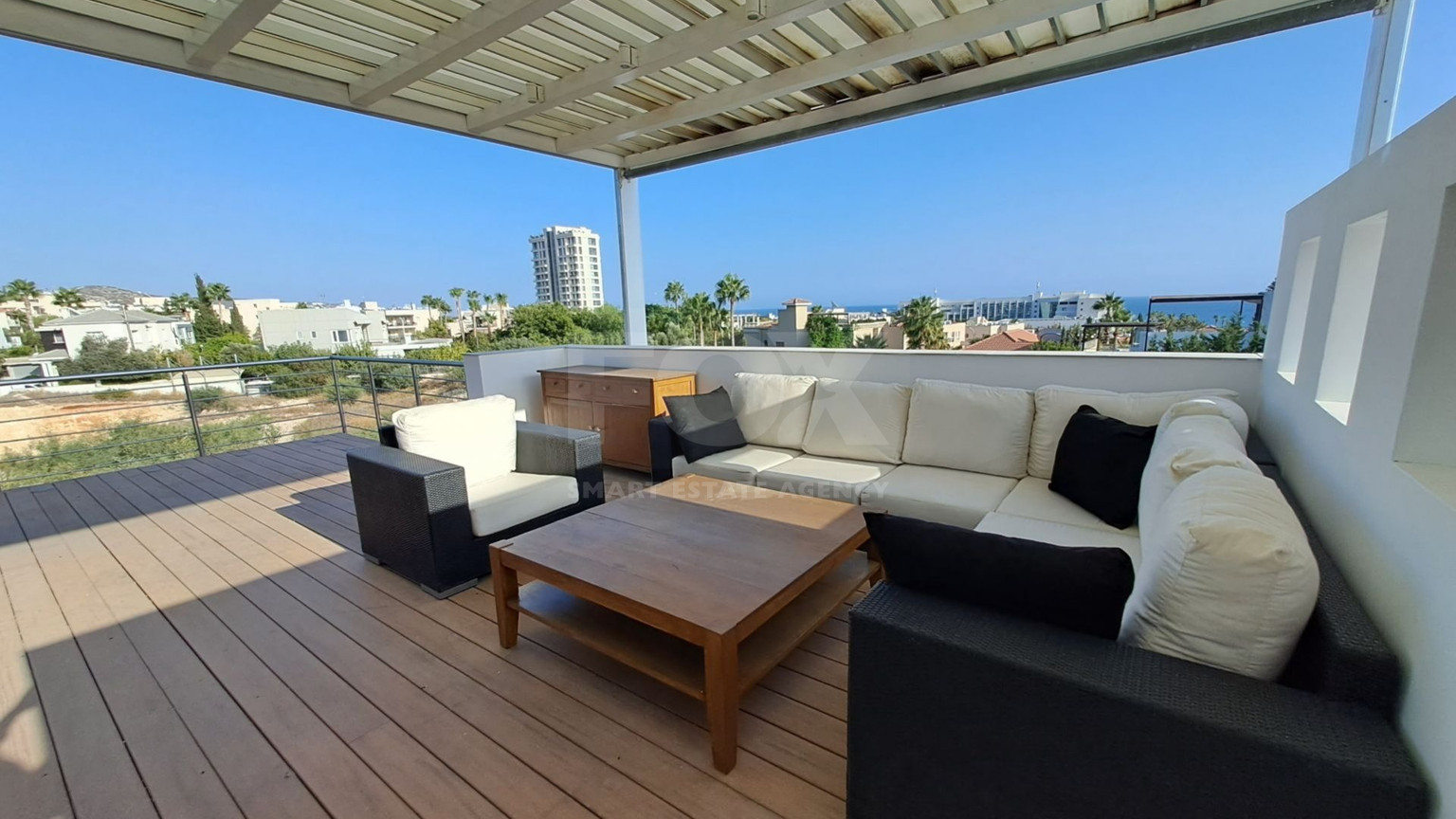 Four bedroom Villa by the sea with Private Pool in Pyrgos, Lemesos