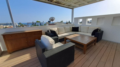 Four bedroom Villa by the sea with Private Pool in Pyrgos, Lemesos